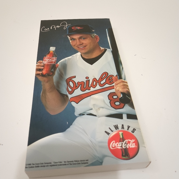 1995 Vintage Baltimore Orioles Baseball Media Guide & Schedule & 1992 Schedule - Picture 12 of 12